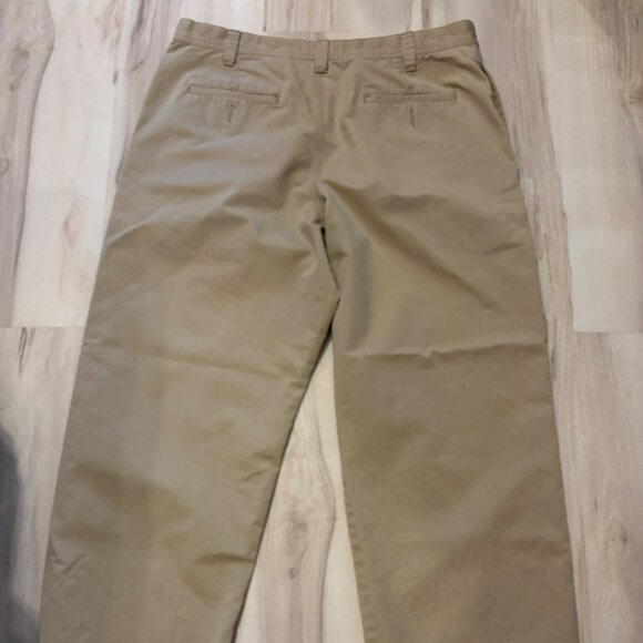 Eddie Bauer Mens Khaki Classic Fit Chino Pants 36x32 - Picture 3 of 7
